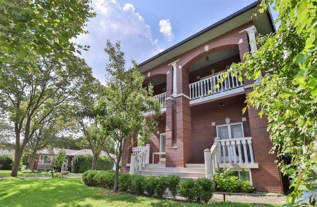 Casa Athena — Luxury Toronto Mansion with Gym