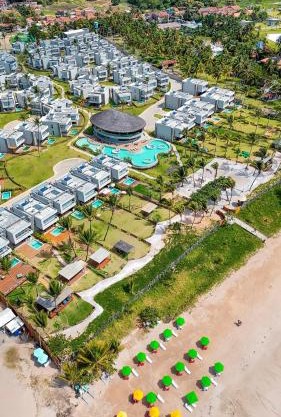 Casa AWA E07 - Milagres com Piscina à Beira-Mar