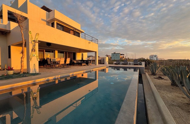 Casa Brisas Baja Beach House Cerritos
