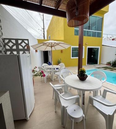 Casa Completa com piscina, 800m da praia de Jauá
