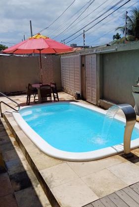 Casa de praia em Maria Farinhaa - Paulista