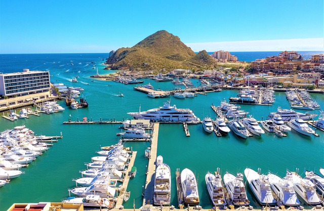 Casa Deakins is Amazing & Best Location on The Marina