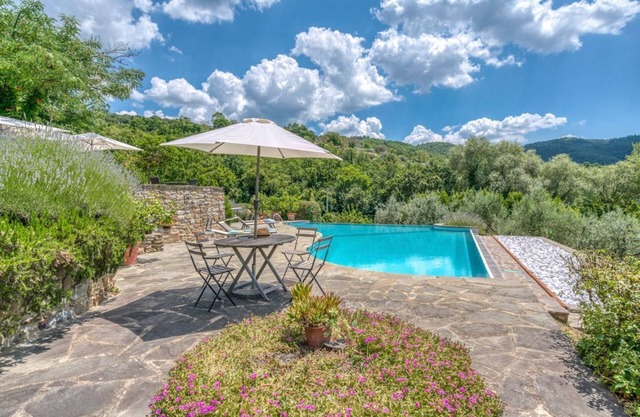 Casa Di Quercia - Five Bedroom Villa, Sleeps 10