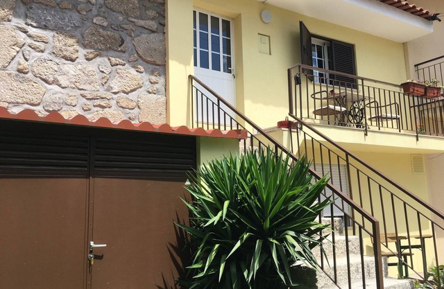 Casa do Laranjal-às Portas do Gerês e Perto de Interessantes Cidades a Visitar