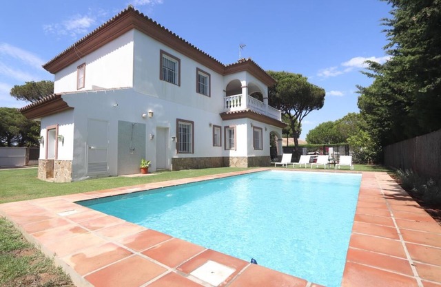 Casa Laura-Family villa with private pool