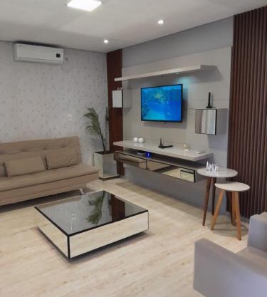 CASA NO BORGO MOBILIADA