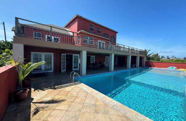 Casa Roja - Must See Private Serene Oceanfront Property