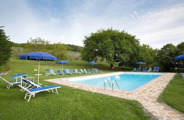 Casa Salvia F: An apartment in the characteristic style of the Tuscan countryside, with Free WI-FI.