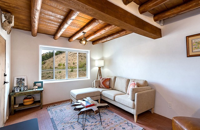 Casa Sarita | Pets Allowed + Near Trails & Galleries!