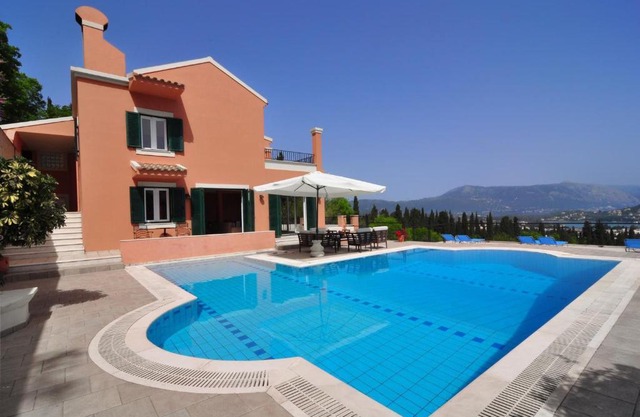 Casa T with amazing views in Corfu