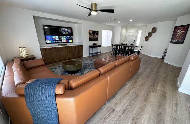 Casa Vega- Your Home in Las Vegas