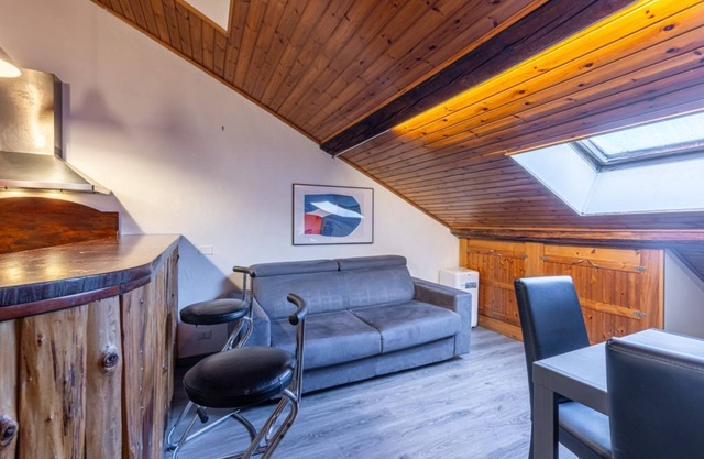 Castaldi 33 by Cortivo House