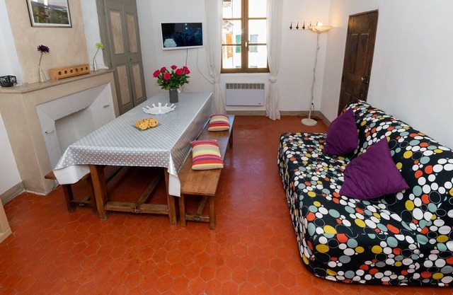 Castellane Rental - Verdon Gorges - Village center -