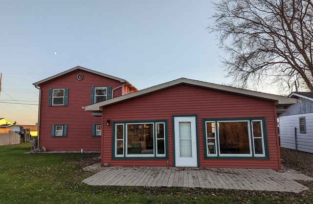 Catch on the Canal - Waterfront Getaway Near Casino, Dining & Entertainment
