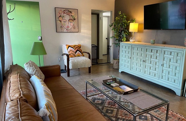 Central City Charmer-close to UofA & Downtown: Dog-friendly 🐶