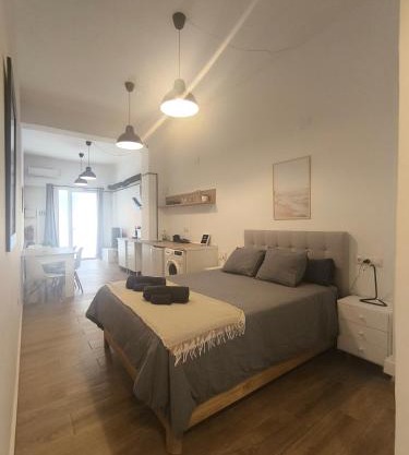 Central Cozy Ground Floor Studio
