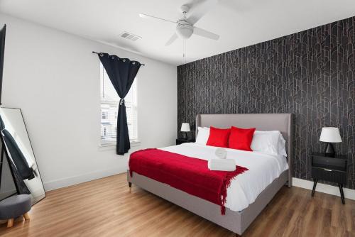 Central Escape Gym, Coffee Bar, Perfect Location