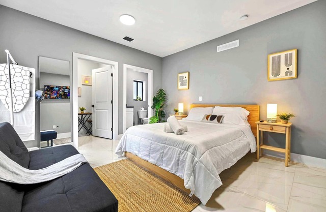 Central Miami Studio | Wynwood 8 Min