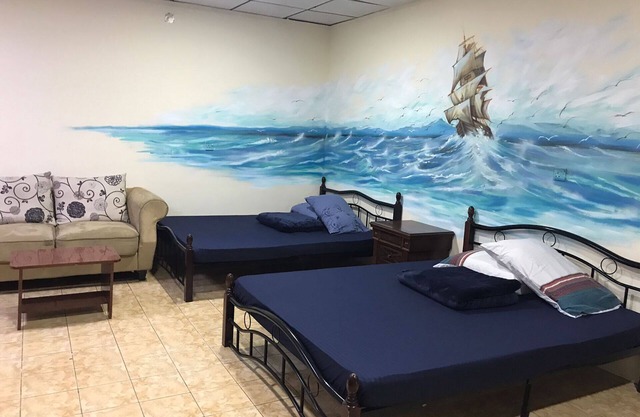Centrally located, 10 minutes walk from the central bus terminal, mall and shops