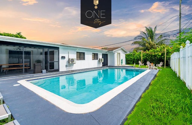 Centrally Located 4BDR Pool Home in Miami