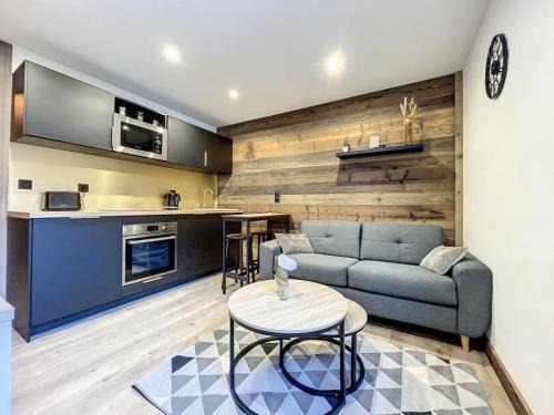 Centre village station ski