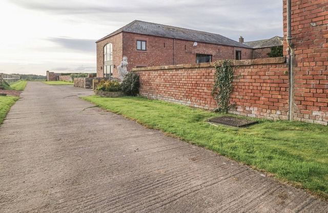 CENTURION, family friendly, with a garden in Brampton, Cumbria