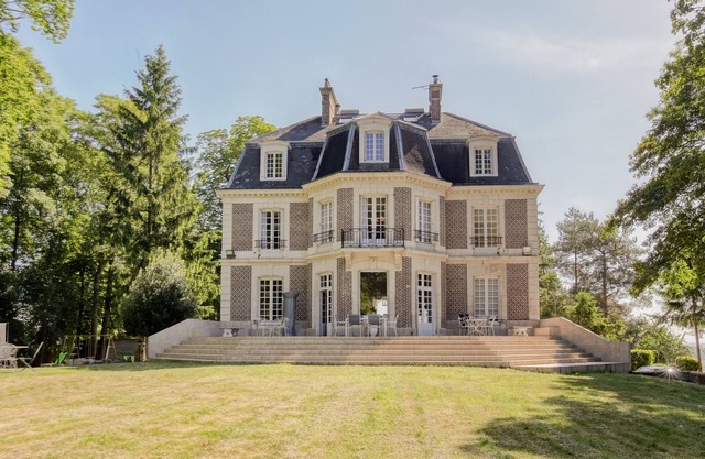 Château d'Avesnes Le Castelet