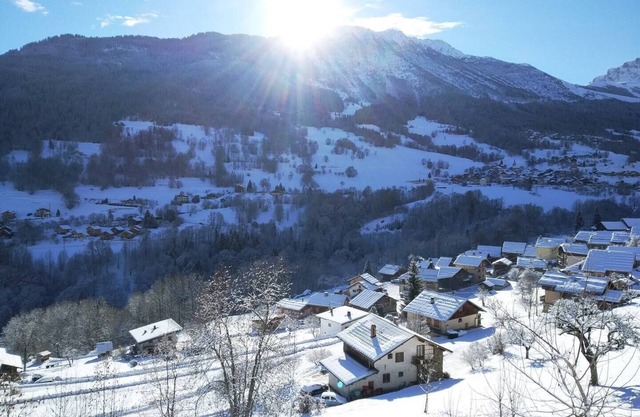 Chalet 120m2/4ch 8mn from Doucy & Valmorel