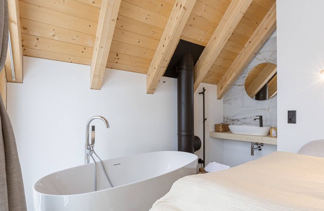 Chalet #4 with 2 bedrooms and sauna