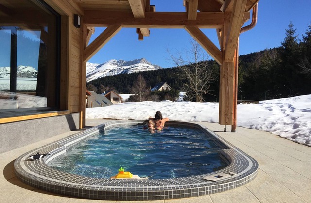 Chalet 5 * La Vercouline | 10 people with heated pool/Spa. summer Winter