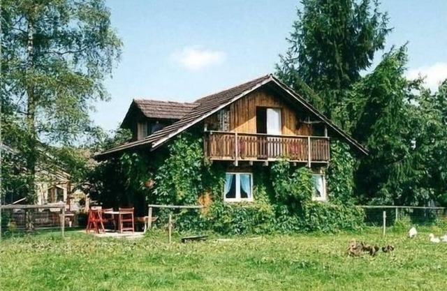 Chalet "Alten-Hof" with communal pool