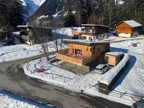 Chalet chaleureux avec vue sur les montagnes de La Léchère
