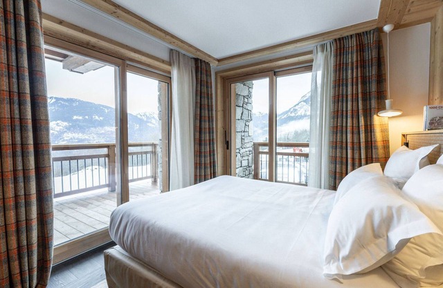 Chalet Courchevel, 5 bedrooms, 10 persons