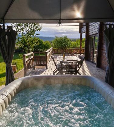 Chalet d'exception avec sauna et jacuzzi - vue imprenable sur la campagne