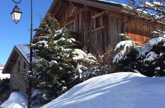 Chalet de Caractère, Charm and Comfort