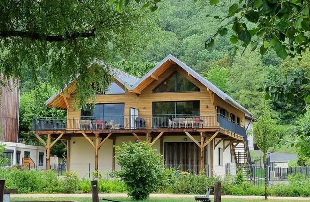 "chalet DU Port" Accès Direct au lac du Bourget Pour 10 Personnes - Exceptionnel