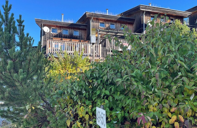 Chalet Gipfelleuchten directly on the ski slope (outdoor sauna available)