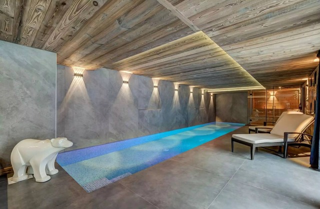 Chalet 'Le Freya' with Mountain View, Wi-Fi and Air Conditioning