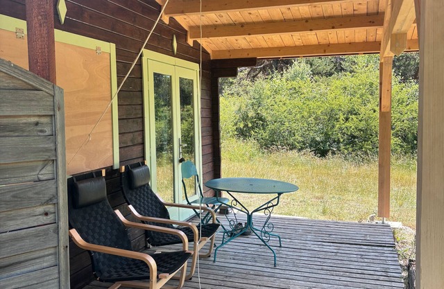 Chalet 'Le' with Mountain View, Private Terrace and Wi-Fi