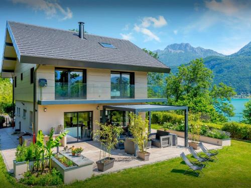 Chalet Lomatika - OVO Network