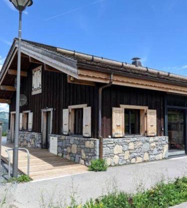 Chalet Petit Pierre Les Gets - Mountain Voyages
