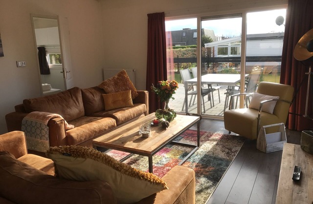Chalet SUNDOWNER only 450 meters to the beach