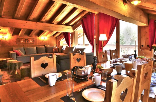 Chalet Val-d'Isère, 6 bedrooms, 12 persons