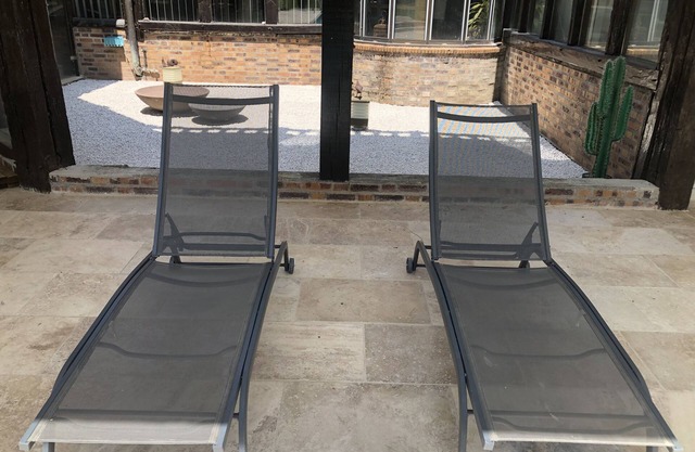 Chambre à la Campagne Avec Piscine au Cœur de la Forêt