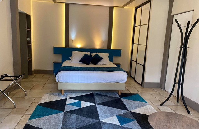 Chambre Moderne Avec spa Privatif
