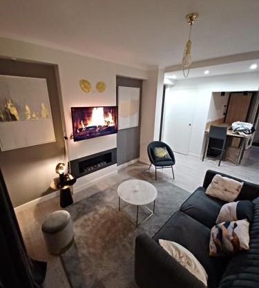 Chambre privée avec lit double - Appartement en colocation, quartier calme 13005 Marseille