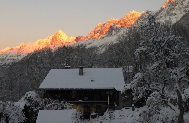 Chamonix Valley flat in an old farmhouse