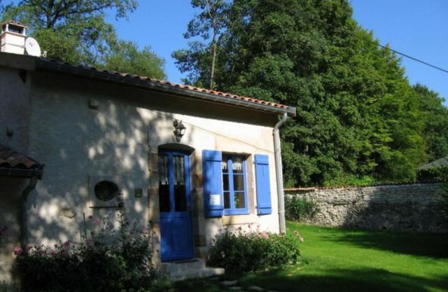 Charmant gîte lorrain avec poêle, jardin et terrasse, proche des sites historiques de Verdun - FR-1-585-4