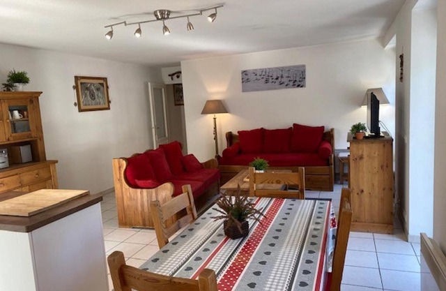 Charmant T3 à Brides-les-Bains - Résidence Moderne Proche Télécabine et Thermes - FR-1-512-148