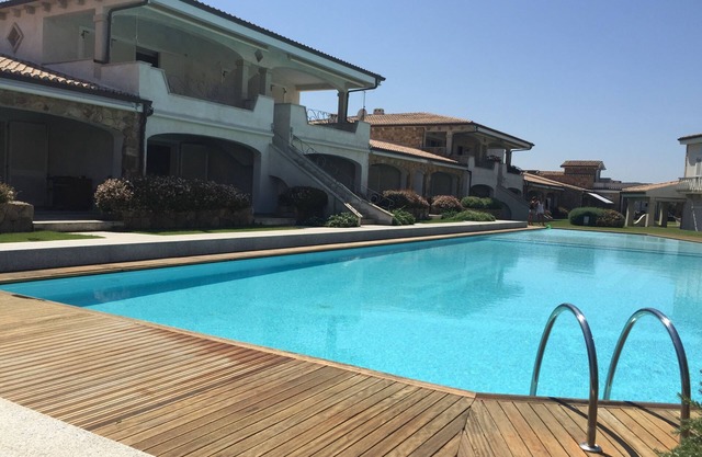 Charme in Sardinia with Swimming Pool and Jacuzzi.